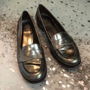 Tory Burch pewter loafers size 11